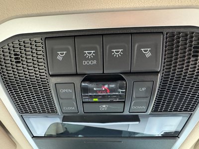 2024 Toyota LAND CRUISER 300 缩略图 24