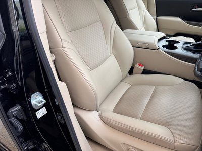 2024 Toyota LAND CRUISER 300 缩略图 12