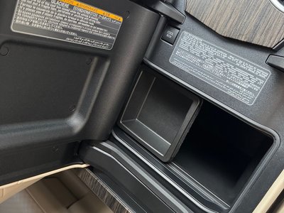 2024 Toyota LAND CRUISER 300 缩略图 52
