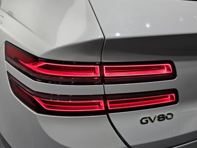 GENESIS GV80 - 10