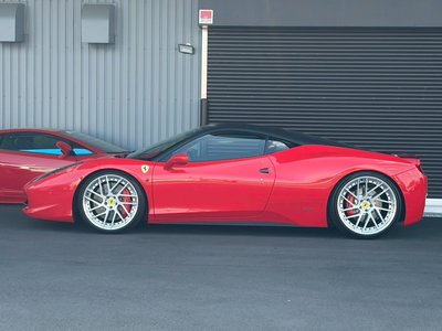 2010 Ferrari 458 ITALIA thumbnail 14