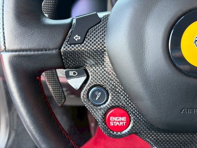 2010 Ferrari 458 ITALIA thumbnail 29