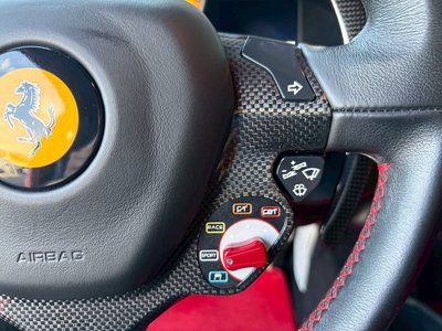 2010 Ferrari 458 ITALIA thumbnail 30