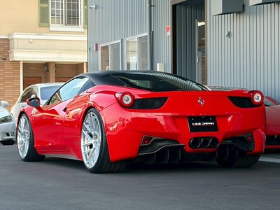 2010 Ferrari 458 ITALIA thumbnail 17
