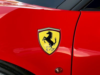 صورة 8 لـ 2010 FERRARI 458 ITALIA