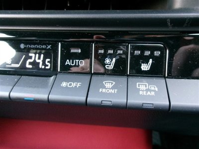 صورة مصغرة 32 لـ 2024 Toyota CROWN SPORT