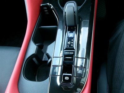 صورة مصغرة 25 لـ 2024 Toyota CROWN SPORT
