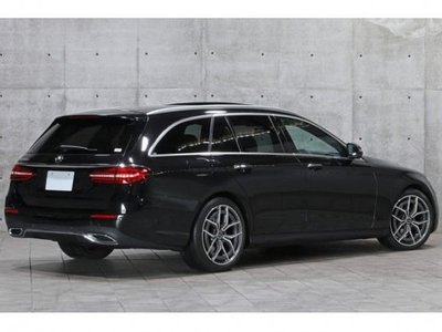 MERCEDES-BENZ E-CLASS - 2