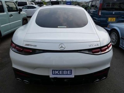 صورة 6 لـ 2025 Mercedes-BENZ GT AMG