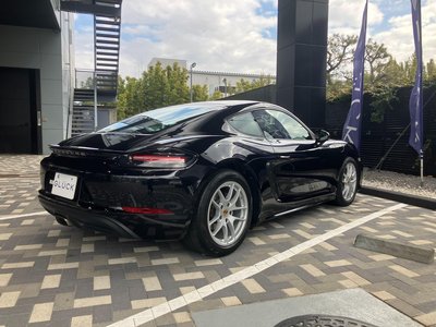 صورة 3 لـ 2018 Porsche 718