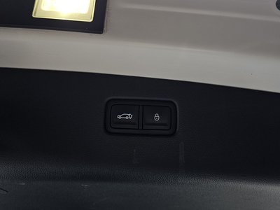 صورة مصغرة 35 لـ 2022 Genesis GV70