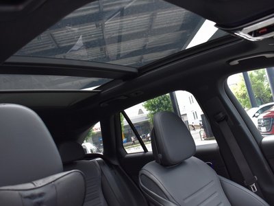 صورة مصغرة 33 لـ 2025 Mercedes-BENZ GLC