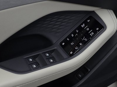 صورة مصغرة 29 لـ 2025 AUDI A5