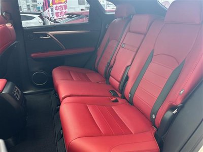 2021 Lexus RX — миниатюра 26