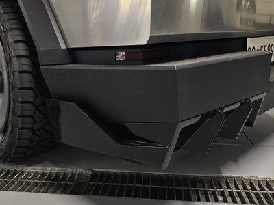 2025 Tesla CYBERTRUCK 缩略图 14