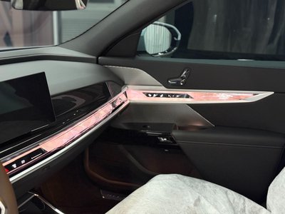 صورة مصغرة 11 لـ 2025 BMW 7 SERIES