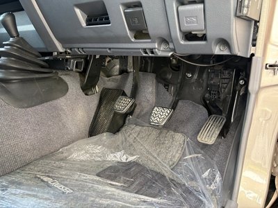 2014 Toyota LAND CRUISER 70 缩略图 44