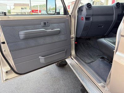 2014 Toyota LAND CRUISER 70 缩略图 48