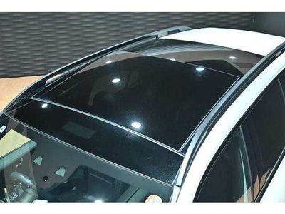 MERCEDES-BENZ GLB - 2