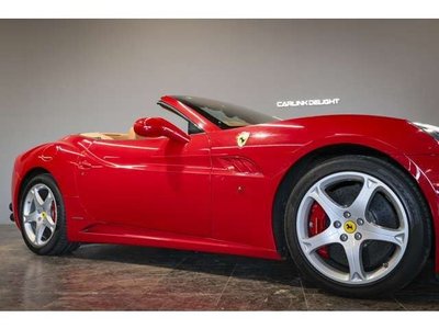 FERRARI CALIFORNIA - 9