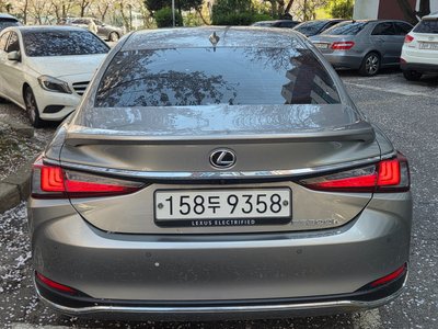 LEXUS ES - 3