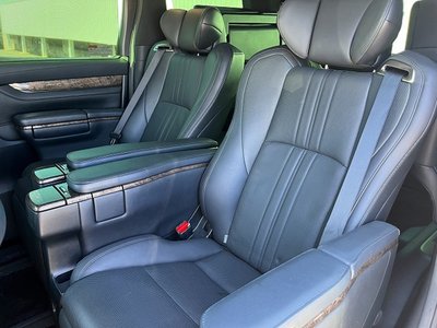 2021 Toyota ALPHARD thumbnail 37