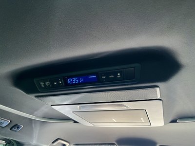 TOYOTA ALPHARD - 8