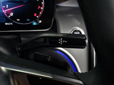 MERCEDES-BENZ GLC - 9