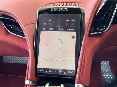 FERRARI ROMA SPIDER - 6