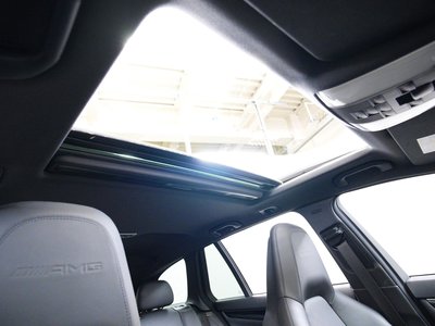 2013 Mercedes-BENZ C-CLASS AMG photo 9
