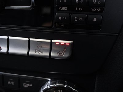 2013 Mercedes-BENZ C-CLASS AMG thumbnail 13