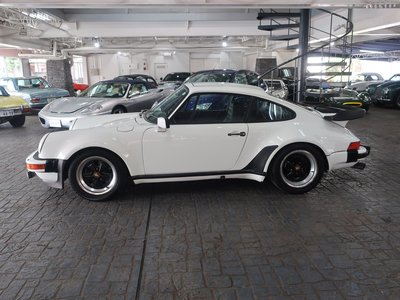PORSCHE 911 - 2