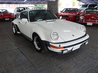 PORSCHE 911 - 3