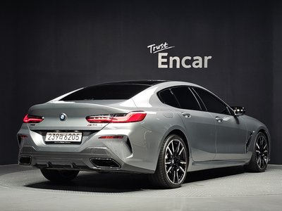 2025 BMW 8 SERIES 照片 4