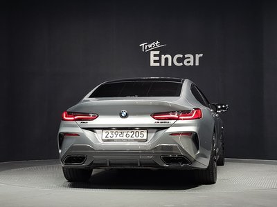 2025 BMW 8 SERIES 照片 3