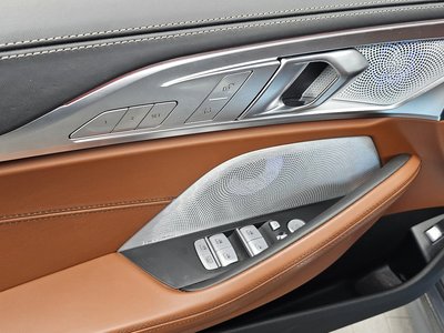 2025 BMW 8 SERIES — миниатюра 30