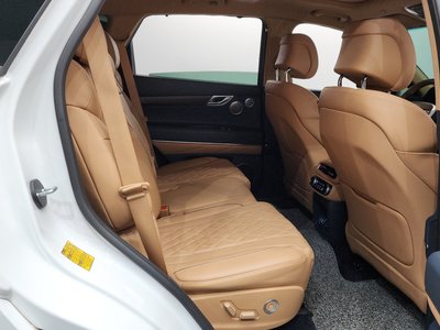 2023 Genesis GV80 — миниатюра 17