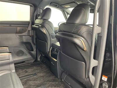TOYOTA VELLFIRE - 10