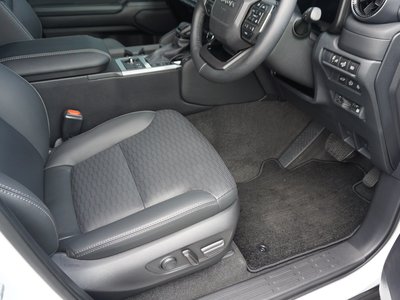 صورة مصغرة 36 لـ 2025 Toyota LAND CRUISER 250