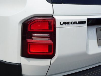 صورة مصغرة 28 لـ 2025 Toyota LAND CRUISER 250