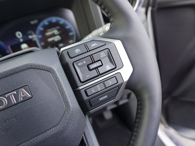 صورة مصغرة 43 لـ 2025 Toyota LAND CRUISER 250