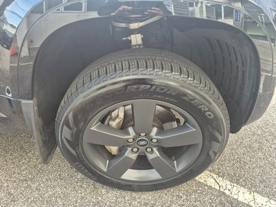 LAND ROVER DEFENDER - 6