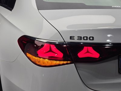 صورة 10 لـ 2024 Mercedes-BENZ E-CLASS