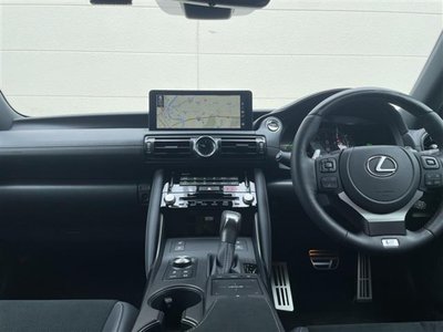 2025 Lexus IS 照片 7