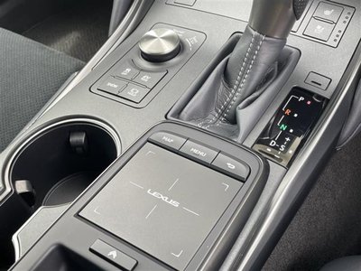 2025 Lexus IS 照片 5