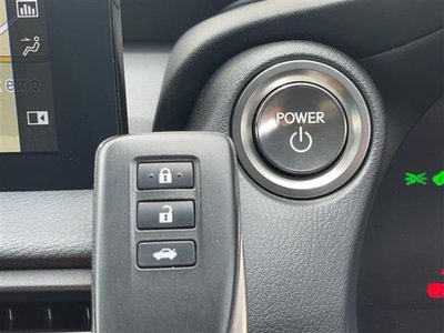 2025 Lexus IS 缩略图 12