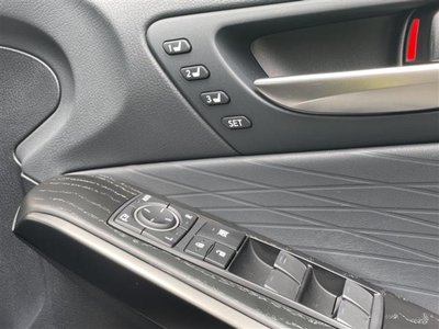 2025 Lexus IS 缩略图 19
