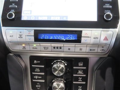 2021 Toyota LAND CRUISER PRADO thumbnail 16