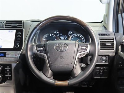 2021 Toyota LAND CRUISER PRADO — фото 8