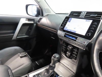 2021 Toyota LAND CRUISER PRADO thumbnail 22